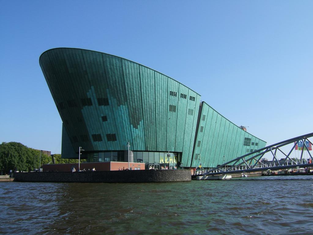 Short Stay Group Tropen Serviced Apartments Ámsterdam Exterior foto