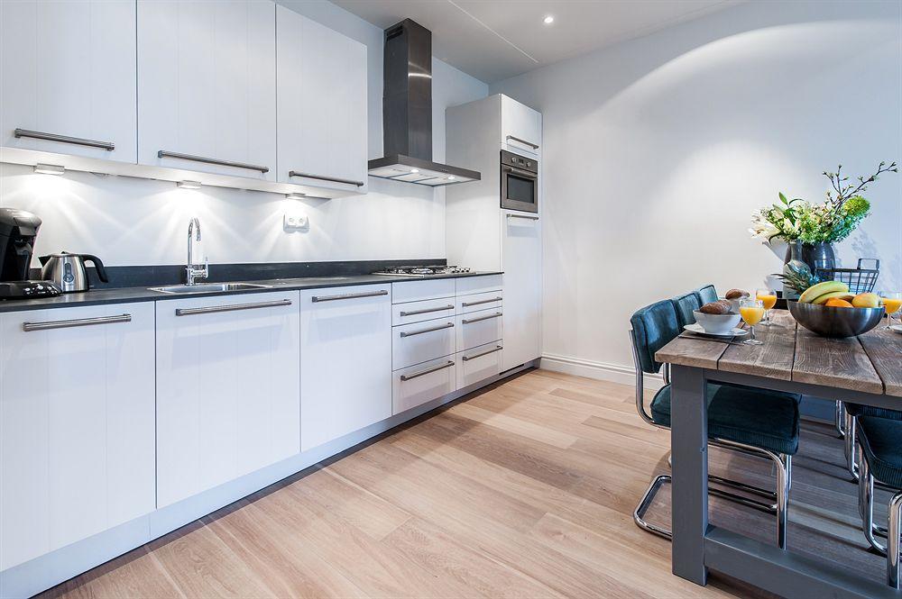 Short Stay Group Tropen Serviced Apartments Ámsterdam Exterior foto