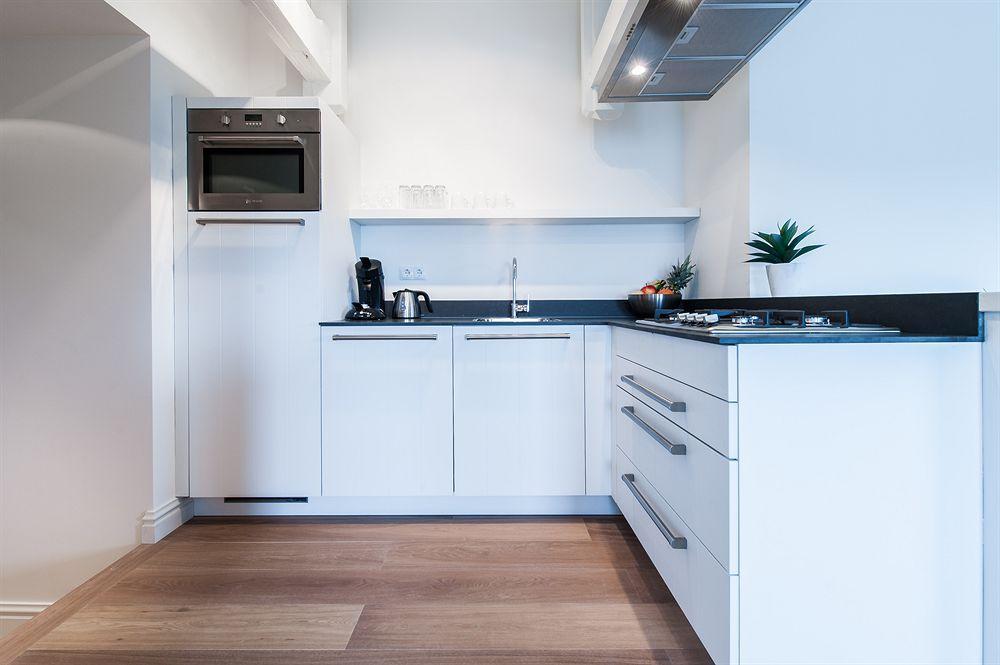 Short Stay Group Tropen Serviced Apartments Ámsterdam Exterior foto