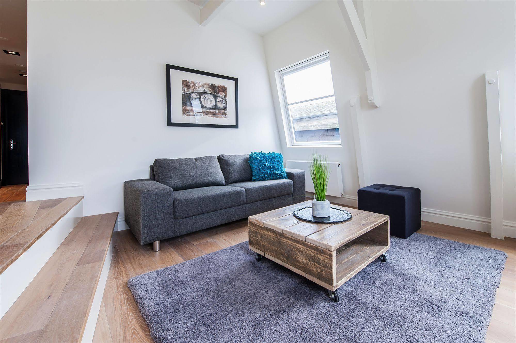 Short Stay Group Tropen Serviced Apartments Ámsterdam Exterior foto